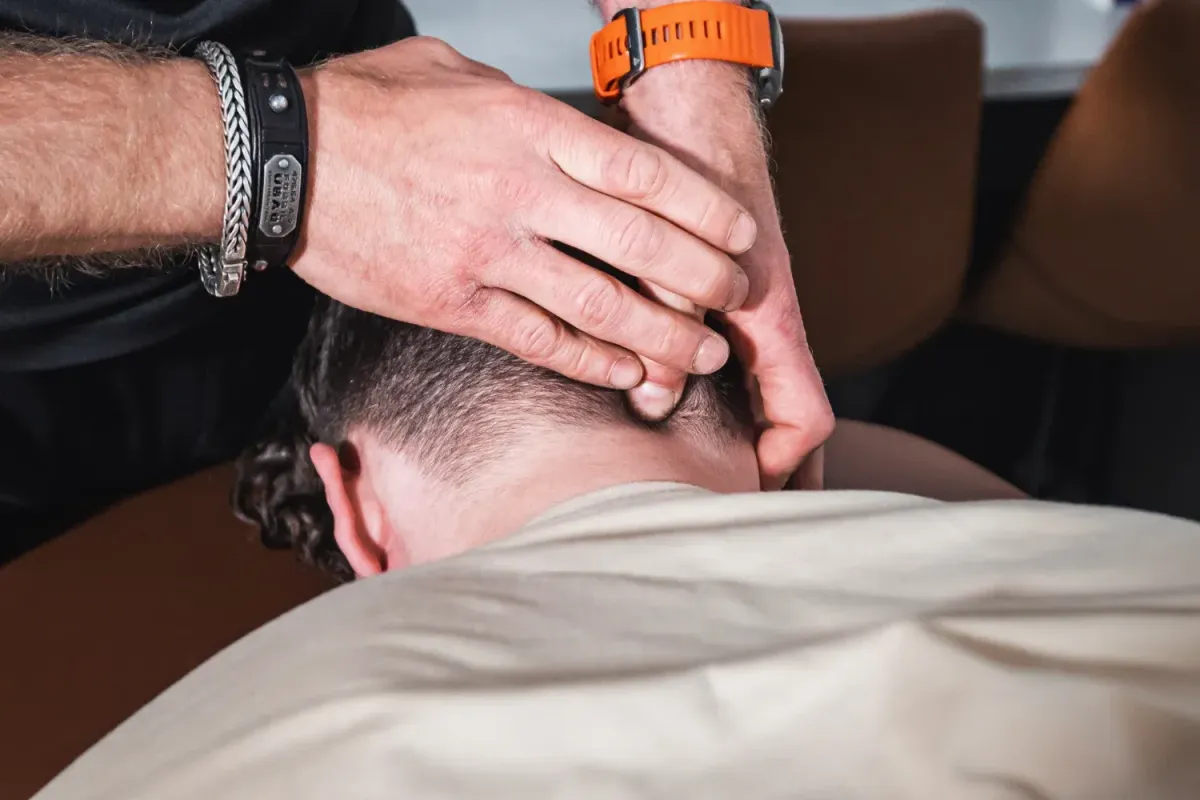 Whiplash behandeling Muscles of Steel